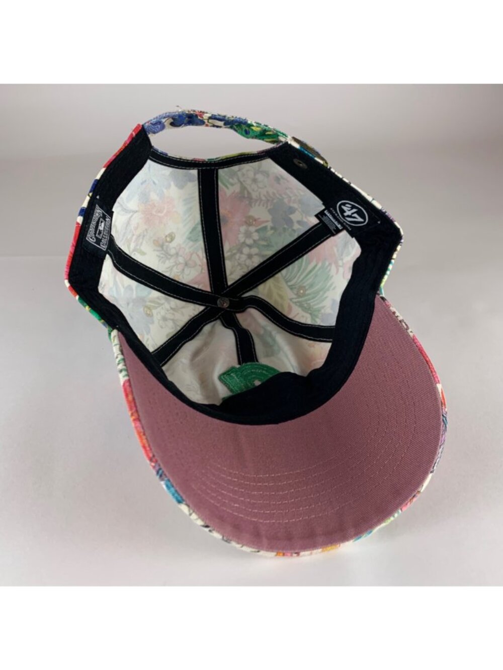 Atlanta Braves MLB Womens Floral Print Multicolor 47 Brand Strapback Hat - Picture 4 of 6